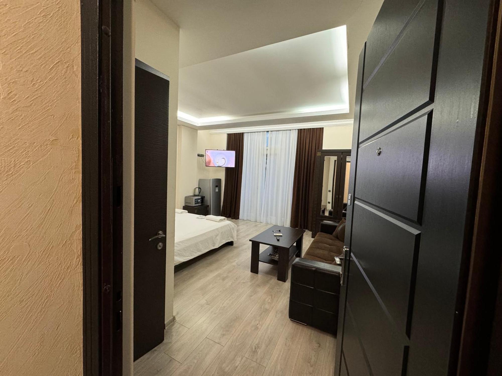 Iko'S Family Apartments 바투미 외부 사진