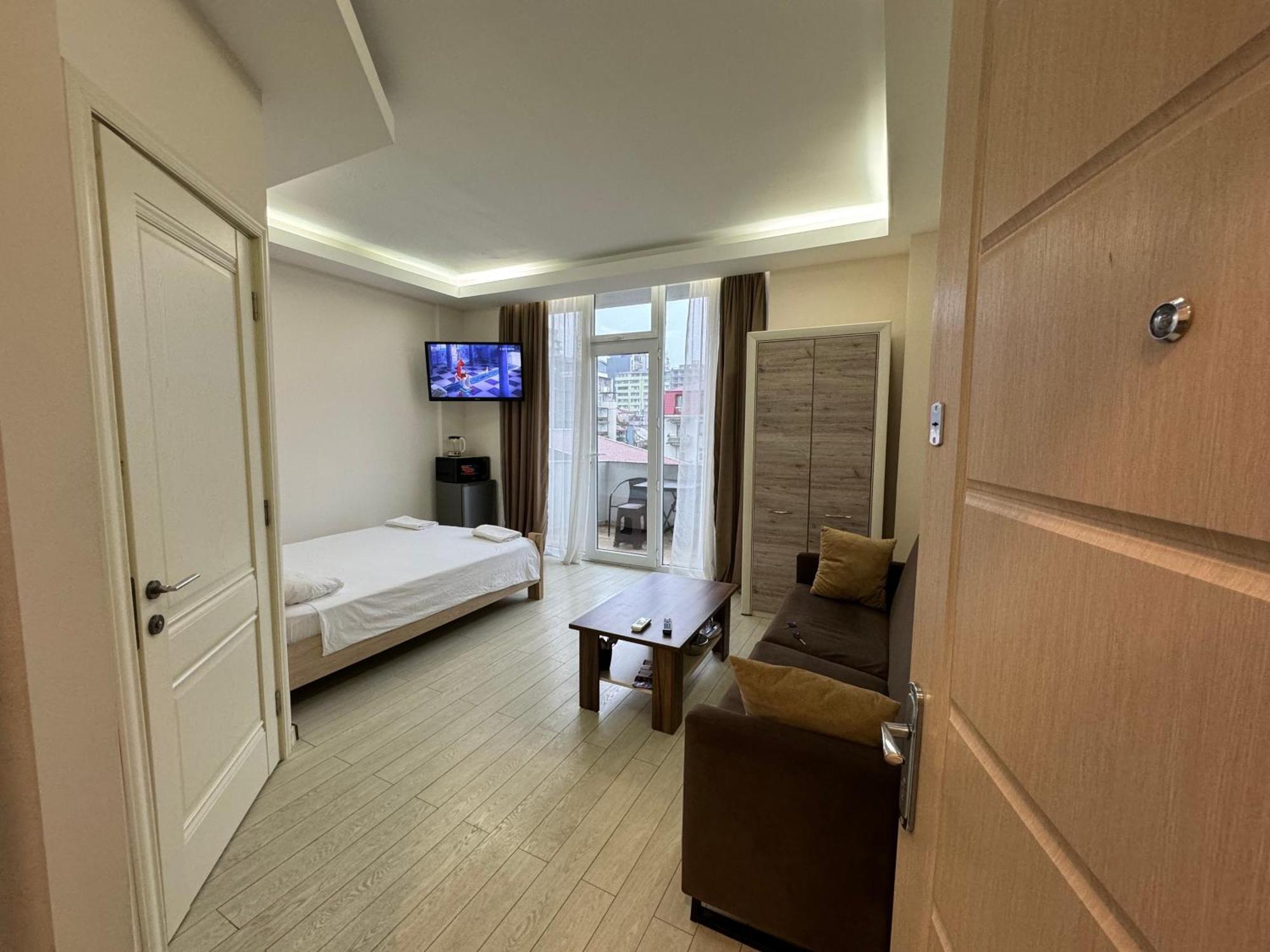 Iko'S Family Apartments 바투미 외부 사진