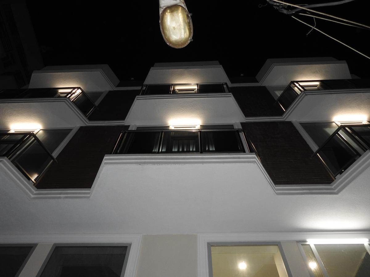 Iko'S Family Apartments 바투미 외부 사진