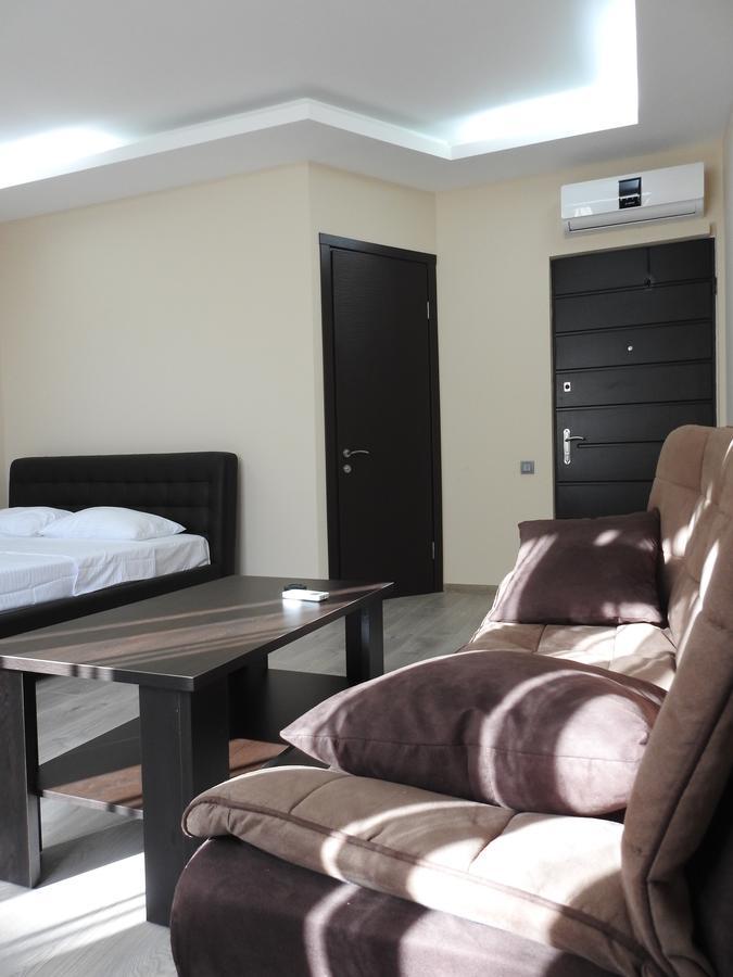 Iko'S Family Apartments 바투미 외부 사진