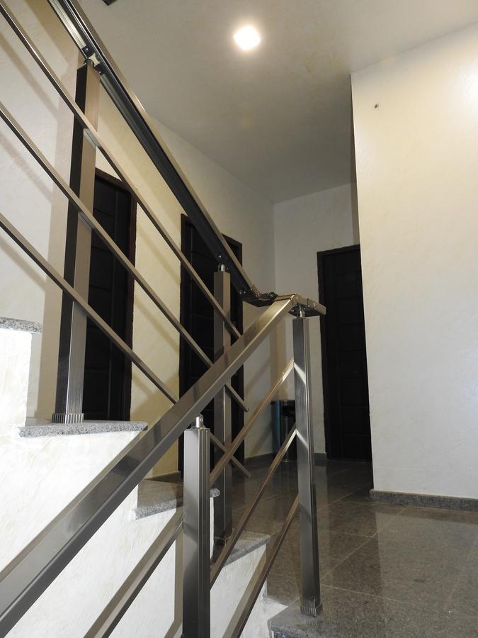 Iko'S Family Apartments 바투미 외부 사진